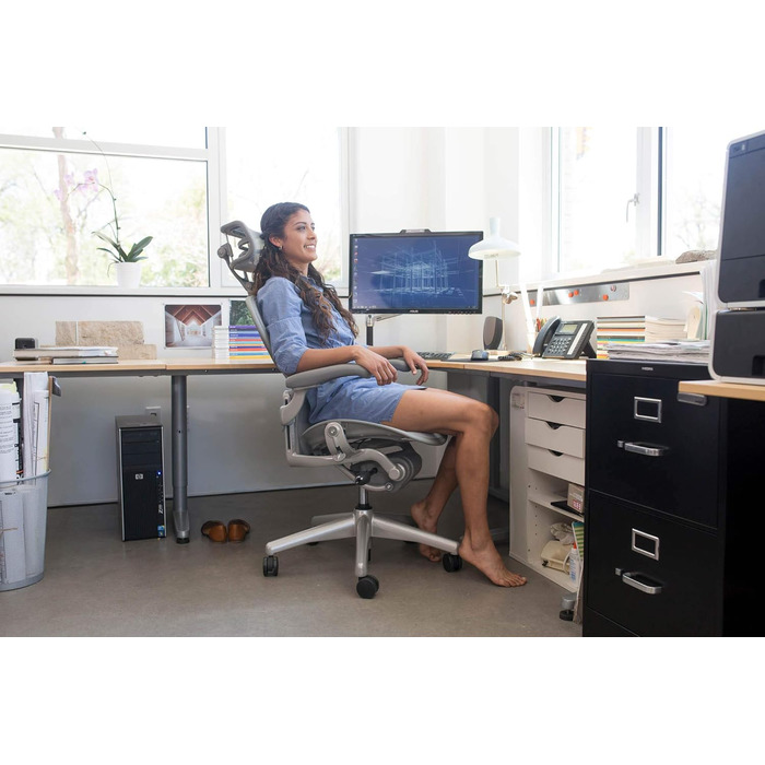 Розроблено зараз оригінальний підголівник для крісла Herman Miller Aeron H3 Graphite Кольори та сітчасті візерунки відповідають оновленому кріслу Aeron 2017 року та новішим моделям. h3 для ремастеризованого Graphite