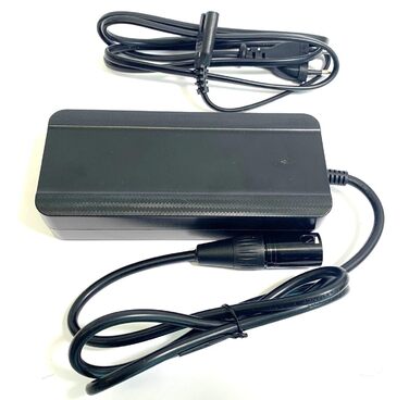 Зарядний пристрій Enerpower Li-Ion 36V замінює Derby Cycle Impulse 2A -XLR-4 для Kalkhoff