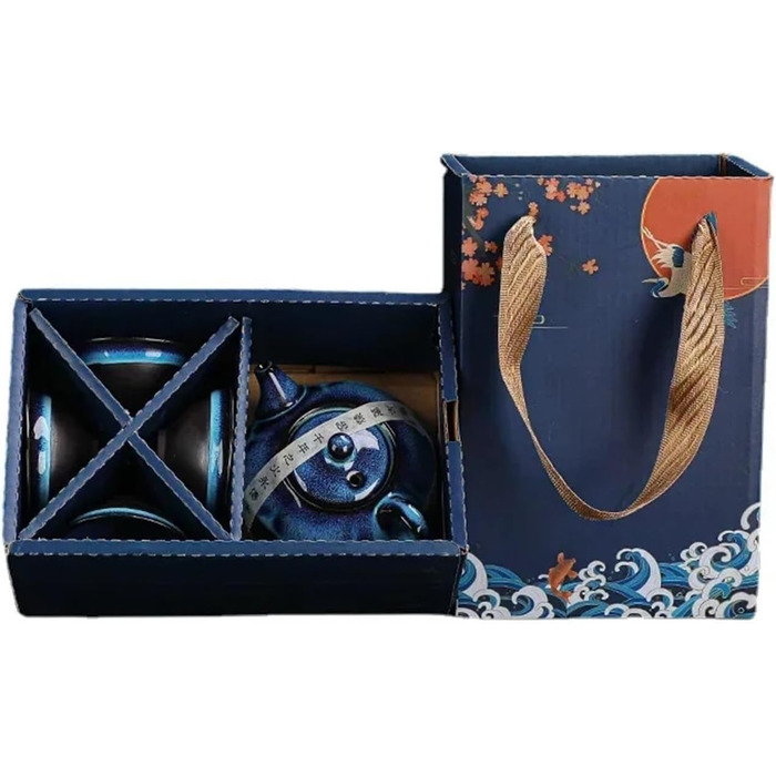 Набір керамічного чайника та чашок у класичному стилі