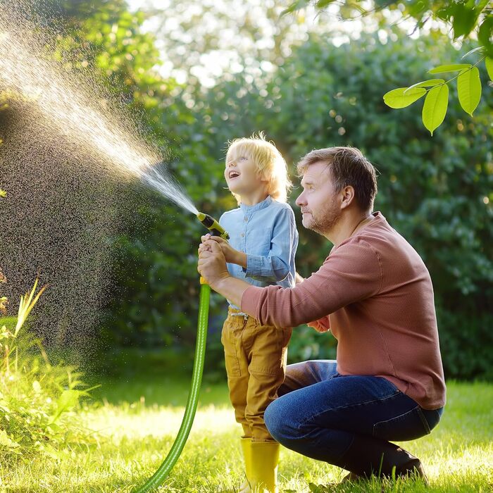 Шланг садовий Relaxdays 50 м, універсальний, 1/2 дюйма, для поливу грядок та газонів, пластик, світло-зелений