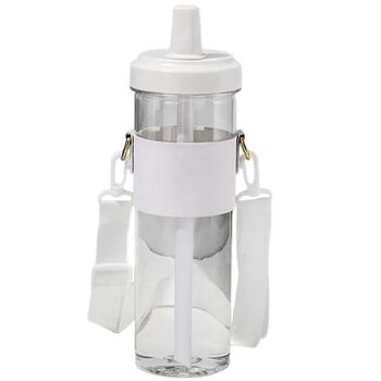 Чашка для пиття з плечовим ременем. Практична пляшка для води зі знімною трубочкою. Виготовлена з пластику. Для любителів напоїв. З плечовим ременем.