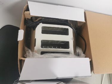 Тостер OZAVO 4 скибочки, насадка для булочок, 7 рівнів підсмажування, функція центрування, зі знімним піддоном для крихт, корпус з