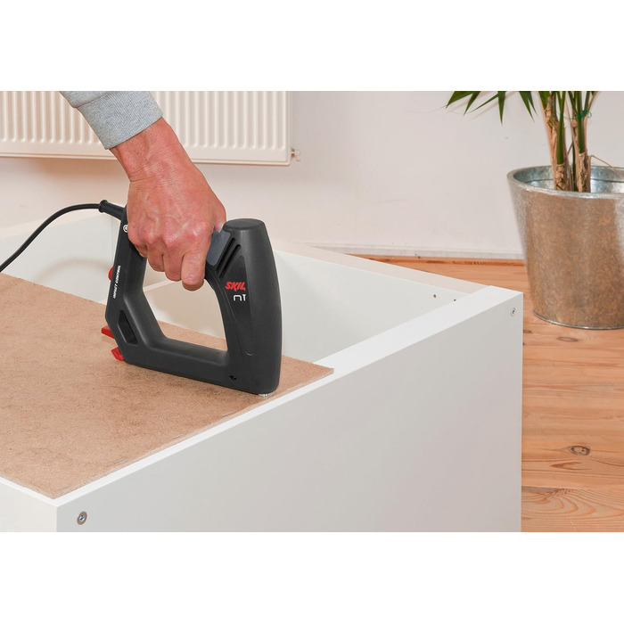 Електричний степлер Skil 8200 AC