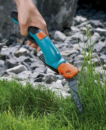 Обертові ножиці для трави Gardena Comfort Газонні ножиці з обертовими на 360 лезами для правшів та лівшів, зубчасте лезо для точного стрижки, антипригарне покриття, зручна рукоятка (8734-20) Обертові ножиці для трави Comfort (в упаковці) Поодинокі