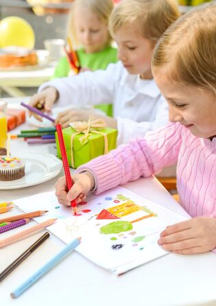 Кольорові олівці Jumbo Grip для дітей, Набір з 12 кольорових олівців Jumbo, Розмальовки з ручкою та трикутним стволом, Водорозчинні пігменти, Легко миються та стійкі до розривів, Шкільне приладдя Набір з 12 предметів, 110912