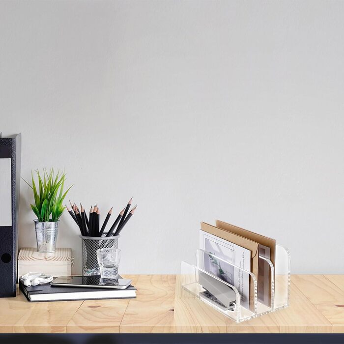 Акриловий тримач для листів з 3 відділеннями Настільний органайзер для листів Прозорий органайзер для пошти Лоток для листів пропонує більше місця для зберігання Елегантний лоток для документів