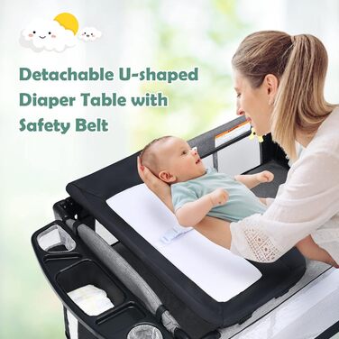 Дитяче ліжечко GOPLUS Baby Travel Cot, дитяче ліжечко з матрацом та тримачем для підгузків на колесах, дитяче ліжечко з боковим входом, сумка для перенесення, підставка для іграшок та музичний мобіль, 0-3 роки до 15 кг (чорне)