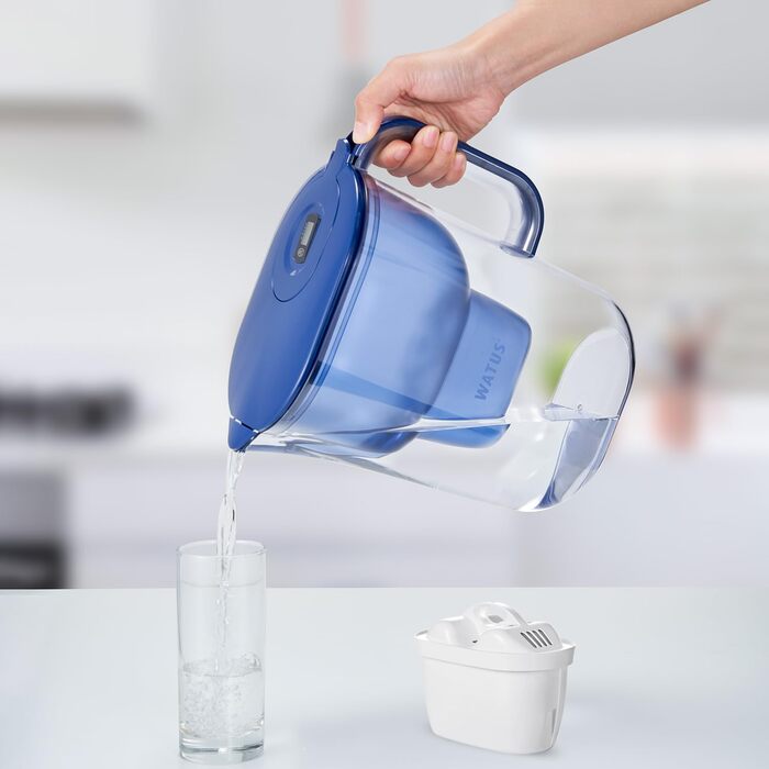 Фільтр для води Watus, синій глечик для фільтрації води, містить 4 картриджі Watus - глечик для фільтрування води (3,8 літра), фільтрація питної води для зменшення вмісту вапняку, хлору, свинцю та міді у водопровідній воді.