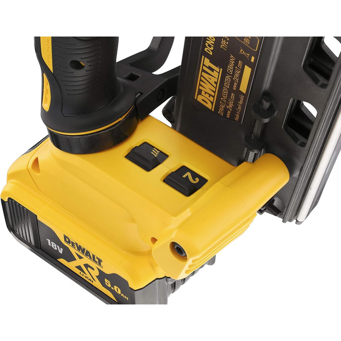 Акумуляторний цвяходер DEWALT 18 В/5 Ач, DCN692P2-QW