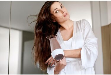 Фен для волосся Philips MoistureProtect 2300 Вт, функція іонізації, 6 рівнів температури та швидкості, з дифузором та насадкою для стайлінгу (модель HP8280/00)