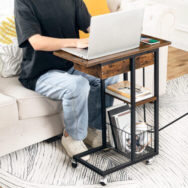 Журнальний столик HOOBRO із зарядною станцією, відкидний С-подібний диван-столик, журнальний столик на колесах та полиця для зберігання, тумбочка для вітальні, спальні, темно-коричневий EBF022SF01G1