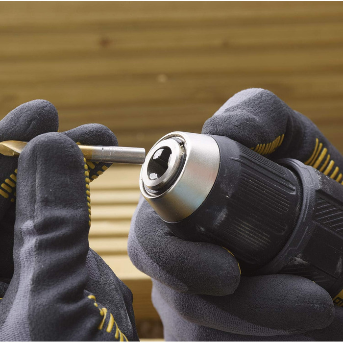 Двошвидкісний акумуляторний дриль-шуруповерт Stanley FatMax 18 В SFMCD710D2K (2,0 Ач, макс. крутний момент 60 Нм, безщітковий двиг