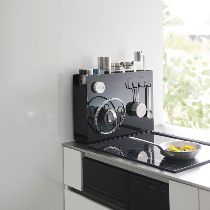 Розсувна підставка для спецій Yamazaki 6004 TOWER, чорна, сталь/поліпропілен, мінімалістичний дизайн, 12,5 x 5093 x 36,7 см (Д x Ш x В)