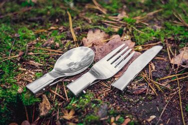 Туристичні столові прибори NEO TOOLS 3 в 1 ложка, ніж, виделка, складаний дизайн, вага 70 г, матеріал нержавіюча сталь, футляр для перенесення, сертифікат відповідності харчовим продуктам LFGB