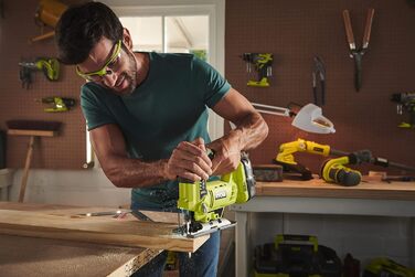 Акумуляторний лобзик RYOBI 18 В ONE R18JS-0 (макс. глибина різання деревини 101 мм, довжина ходу 25 мм, безступінчасте регулювання