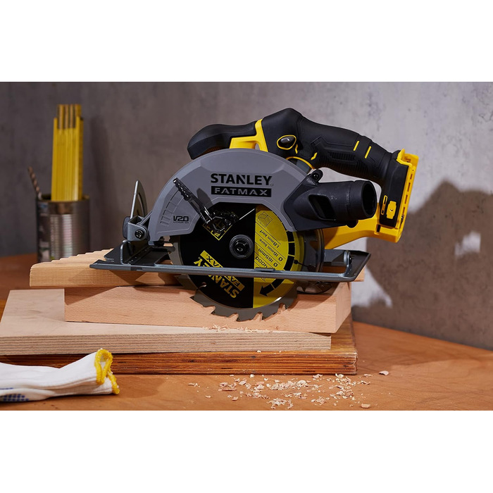 Акумуляторна ручна циркулярна пила Stanley FatMax 18В SFMCS500B (регулювання глибини та кута різання до 50 без інструменту, з можл