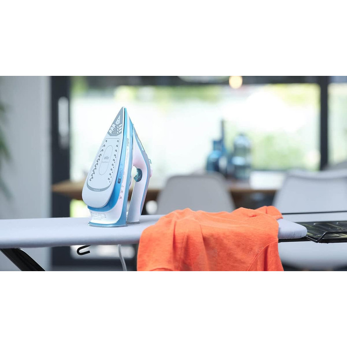 Парова праска Braun TexStyle 5 SI 5006 BL - праска з підошвою Freeglide 3D, вертикальна подача пари, потужність 2600 Вт, паровий у