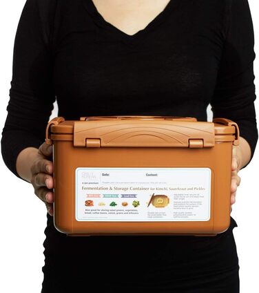 Контейнер для зберігання та ферментації квашеної капусти преміум-класу Crazy Korean Cooking з внутрішньою вакуумною кришкою, піщано-коричневий, 5,2 л, 2 шт. и по 5,2 л (1,3 галона), 2 шт.