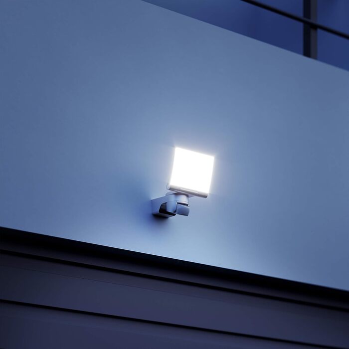 Світлодіодний прожектор Steinel XLED Home 2 XL S, 2124 лм, датчик руху 180, 19,3 Вт, повністю поворотний, теплий білий (3000 K), для зовнішнього використання, білий