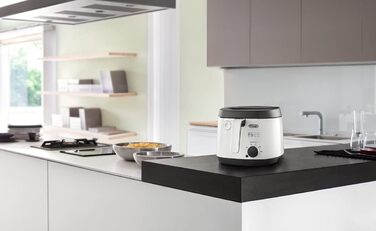 Фритюрниця De'Longhi FS3021, регульований термостат, компактний дизайн, ємність 2 л, 1800 Вт, пластик, білий/чорний