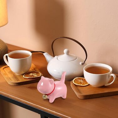 Фігурка керамічної кішки-чайниці Крок вперед 7x3.7x5.6 см, рожева. Мила ручної роботи, з дзвіночком нашийником для дому, офісу або чайного куточка.