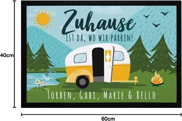 Персоналізований сімейний килимок для дверей з іменами. Дім там, де ми паркуємося. Для кемпінгу, каравану, нековзний та миється. Чорний, 60x40 см. Дім, чорний