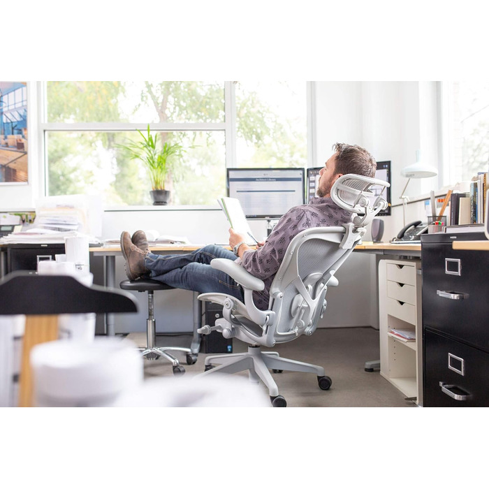 Розроблено зараз оригінальний підголівник для крісла Herman Miller Aeron H3 Graphite Кольори та сітчасті візерунки відповідають оновленому кріслу Aeron 2017 року та новішим моделям. h3 для ремастеризованого Graphite