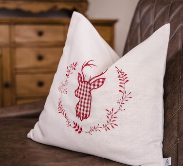Бежева соснова подушка з вишивкою оленя, розмір 40х40 см, наповнена сосновою стружкою зі швейцарської сосни (червоного кольору)