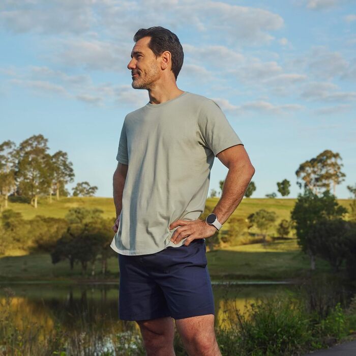 Розумний годинник Samsung Galaxy Watch8 Classic, фітнес-годинник та фітнес-трекер, гібридний ремінець та носимий дисплей, обертовий безель, 64 ГБ пам&39яті, 46 мм, Bluetooth, чорний, 3-річна гарантія виробника