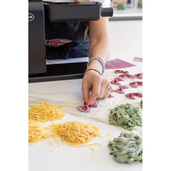 Електрична машина для пасти RGV Pasta Ora 3 насадки, 5 рівнів товщини тіста, насадки для тальйоліні 2 мм та тальйотеле 6 мм