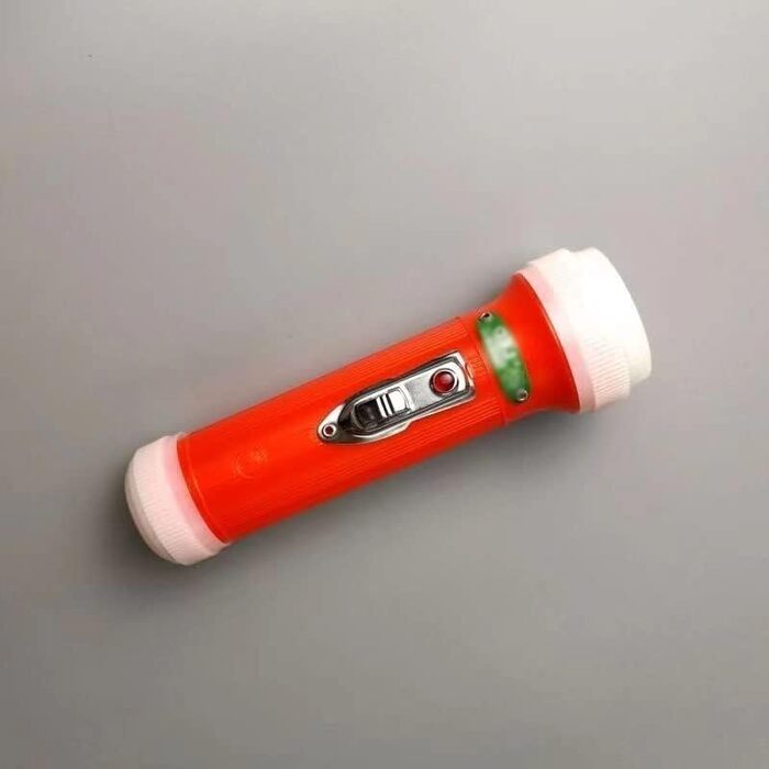 Ретро-ностальгічний портативний ліхтарик, старомодний ностальгічний ліхтарик, вінтажний стиль, простий портативний ліхтарик для дому на вулиці в старовинному стилі, потужний яскравий ліхтарик, кишеньковий