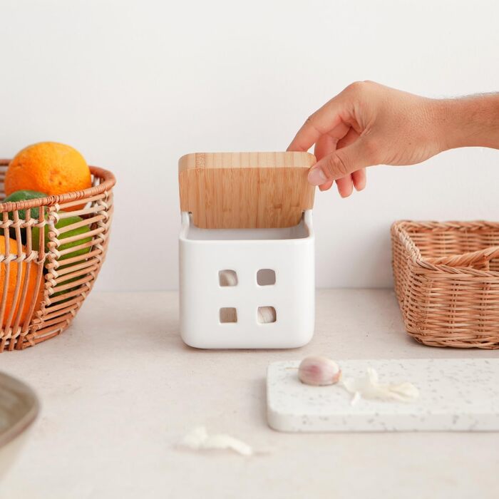 Банка для часнику - Керамічна з бамбуковою кришкою - Зберігання часнику з вентиляційними отворами для оптимального збереження - Часниковий горщик 11,5 x 11,5 x 11,5 см (Білий) Банка для часнику Білий