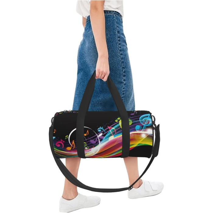 Спортивна дорожня сумка Метелик для дівчаток містка, легка та довговічна. Ідеальний подарунок для подорожей, походів, відпустки та ділових поїздок. Яскравий музичний дизайн, універсальний розмір.