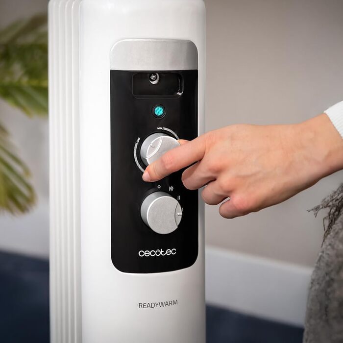 Електричний масляний радіатор Cecotec з низьким енергоспоживанням 7 модулів ReadyWarm 750 Space White. 1500 Вт, 3 рівні потужності, система безпеки та колеса, ідеально підходить для 15 м, білий