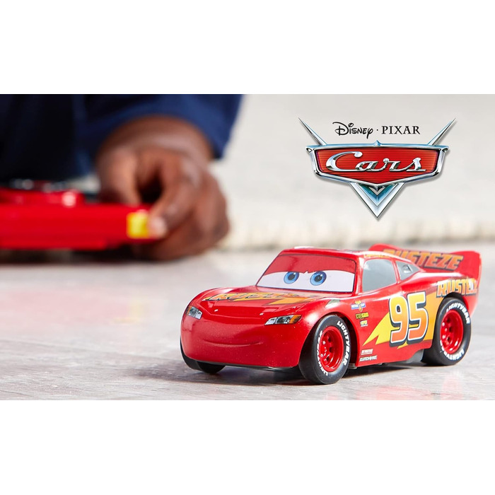 Машинка на дистанційному управлінні Lightning McQueen Pixar Cars, 15 см / 6, 2,4 ГГц, рухається в чотирьох напрямках, години задоволення від водіння, підходить для дітей віком від 3 років і старше