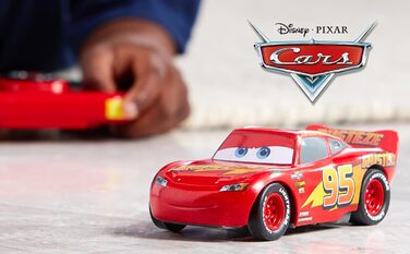 Машинка на дистанційному управлінні Lightning McQueen Pixar Cars, 15 см / 6, 2,4 ГГц, рухається в чотирьох напрямках, години задоволення від водіння, підходить для дітей віком від 3 років і старше