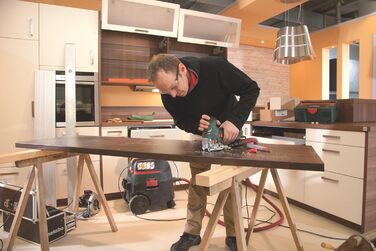 Лобзик Metabo STE 140 Plus (601403500) пластиковий корпус, номінальна вхідна потужність 750 Вт, вихідна потужність 420 Вт, глибина