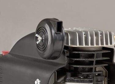 Компресор Stanley 251/10/24S FMXCM0062E - Повітряний компресор 10 бар - 24 л - 240 л/хв - Вбудована нековзна ручка - Чорний