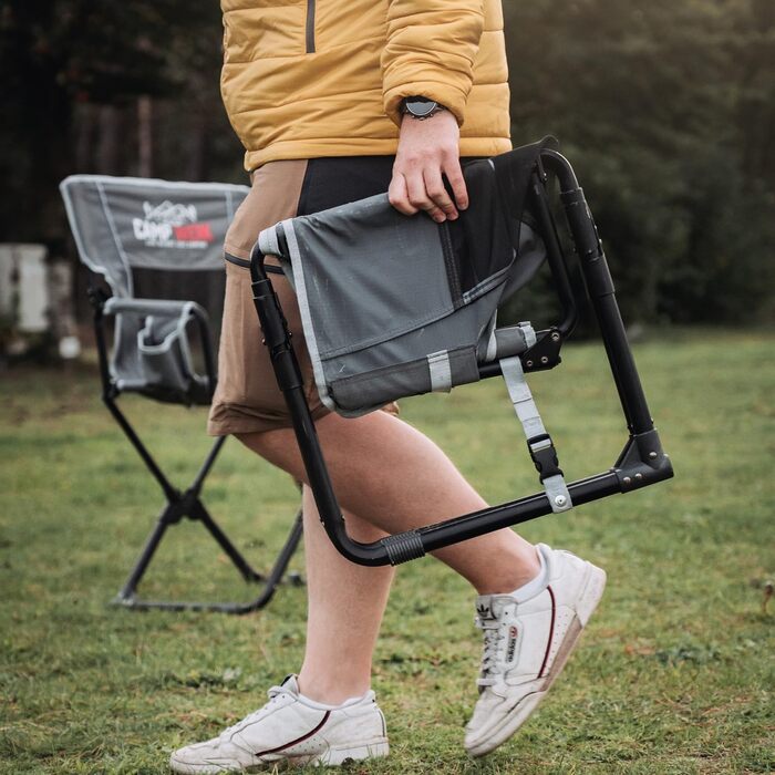 Кемпінгове крісло CAMPWERK, легке та компактне, зі спинкою, вбудованими підлокітниками та підсклянником, компактне, стійке до бруду та води, складане, для всіх видів активного відпочинку на свіжому повітрі, сіре