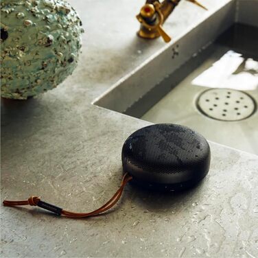 Бездротова портативна водонепроникна Bluetooth-колонка IP67 зі звуком на 360 градусів, голосовим помічником Alexa та спікерфоном,