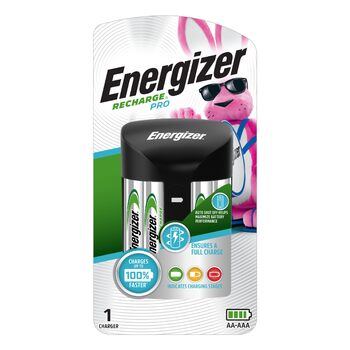 Зарядний пристрій Energizer Recharge Value з 4 акумуляторними батареями типу AA NiMH у комплекті. Зарядний пристрій Pro із зарядним пристроєм на 4 батарейки типу AA та батареями.