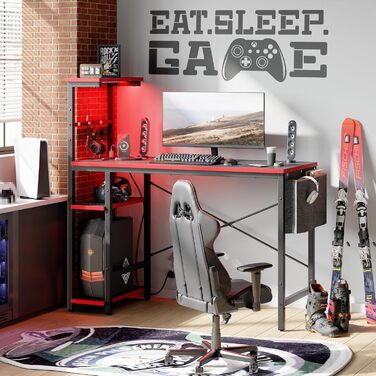 Ігровий стіл Bestier з розетками, 4-рівневий ігровий стіл зі світлодіодним підсвічуванням та двосторонніми полицями, ігровий стіл для ПК з гачком для гарнітури та бічною кишенею для зберігання речей у спальні