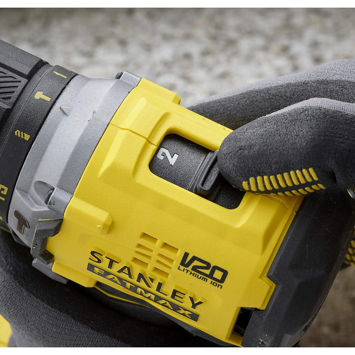 Двошвидкісний акумуляторний ударний дриль-шуруповерт Stanley FatMax 18 В SFMCD715D2K (2,0 Ач, макс. крутний момент 60 Нм, безщітко
