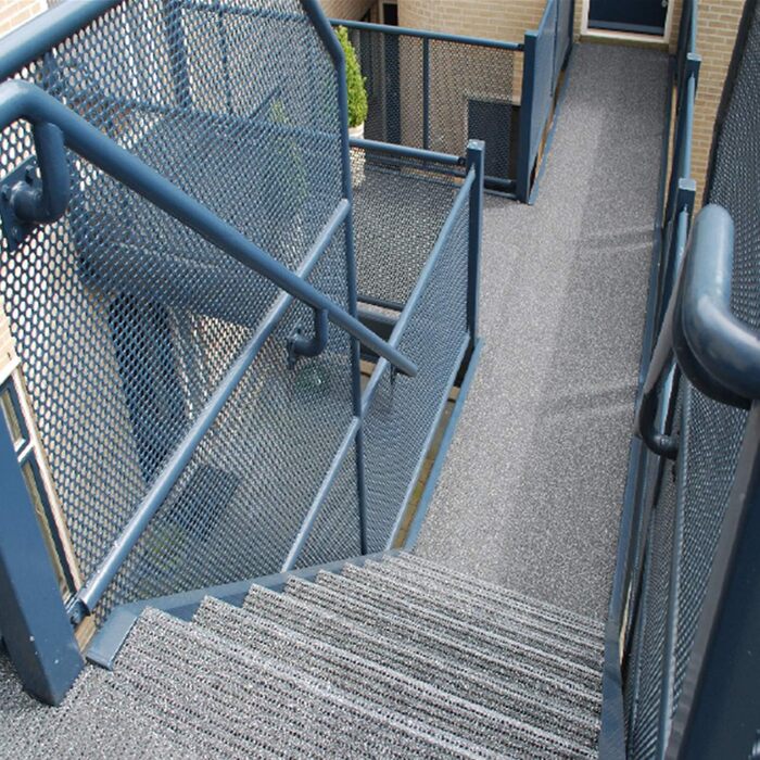 Килимок для сходів AKO, нековзкий, 30 x 73 см, R13 - Зроблено в Німеччині, сіль та перець