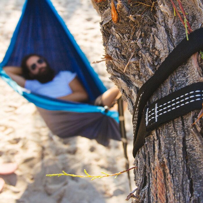 Гамак для кемпінгу HNG з нейлону та шовку для 2 осіб - 300 x 170 см, мобільний надлегкий, дихаючий - до 200 кг, включаючи підвіску, для подорожей, пляжу, саду, темно-синього та синього кольорів