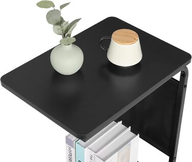 Журнальний столик WOLTU з 2 полицями та 1 бічною кишенею, журнальний столик-диван з місцем для зберігання, С-подібний стіл для вітальні, на колесах, для ліжка або дивана, виготовлений з дерева та металу, 50x62x35 см, чорний, BTS04sz