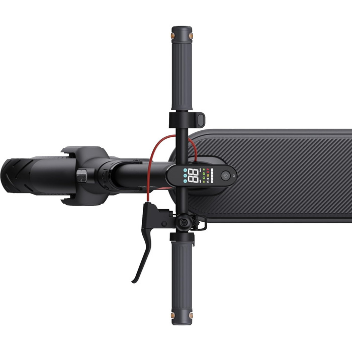 З допуском до дорожнього руху (макс. 20 км/год, запас ходу до 70 км та 25 нахилу, пневматичні шини, подвійні гальма, дисплей, алюм