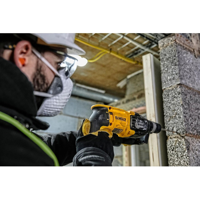 Комбінований перфоратор DEWALT SDS-plus (26 мм) D25133K (800 Вт, макс. енергія одного удару 2,6 Дж, електропневматичний ударний ме