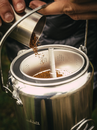Кавоварка туристична Easy Camp Adventure Coffee Pot 1.4L Silver (680197)