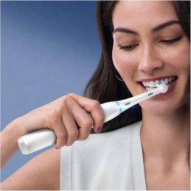 Електрична зубна щітка Oral-B iO Series 8, акумуляторна, з учною ручкою, 1 щіткою та 1 дорожнім кейсом